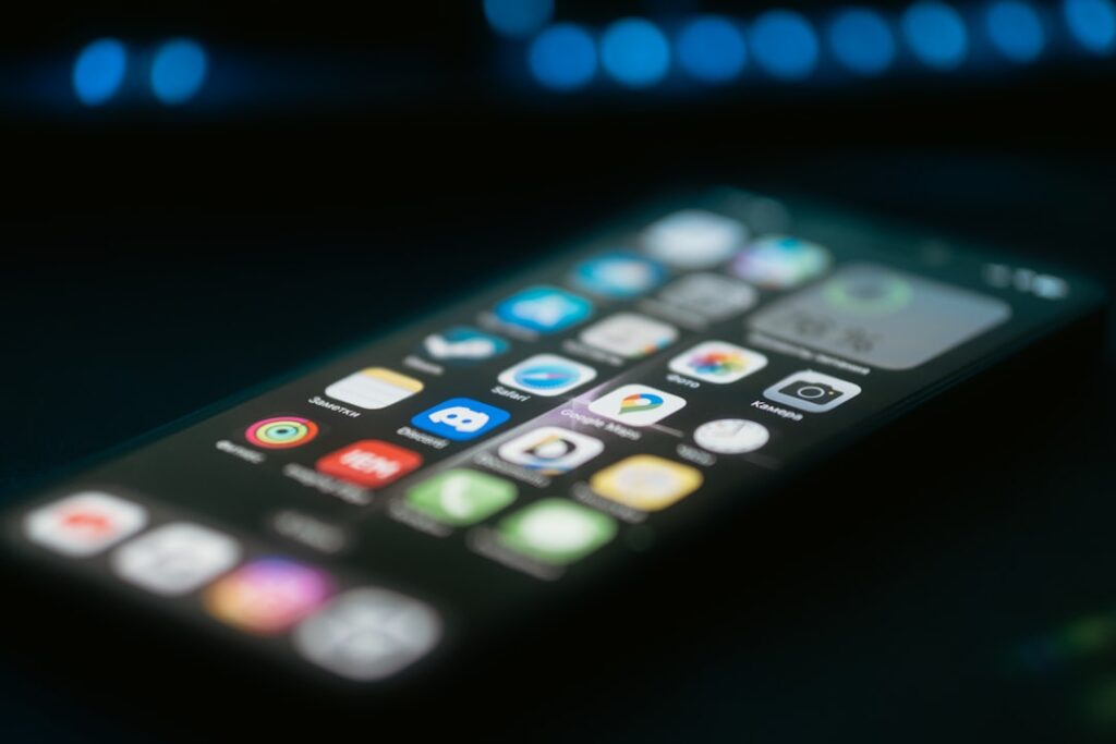 Hmm, I didn’t know that: Why your smartphone screen is dirtier than a toilet seat
