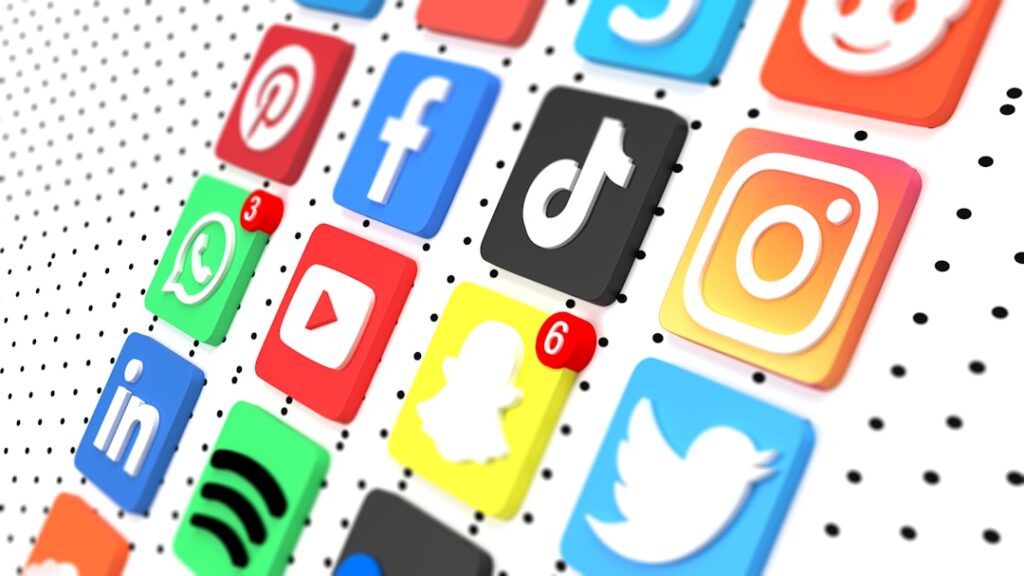 What if: Social Media Platforms Disappeared Overnight?