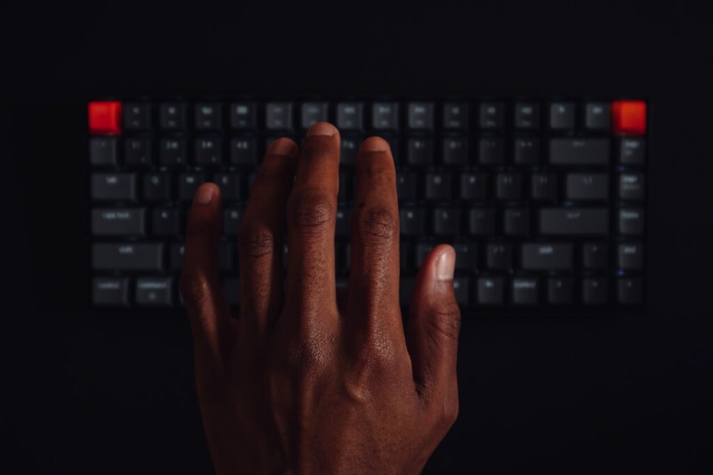 Hmm, I didn’t know that: AI can identify people by their typing rhythm