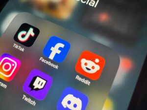 Photo Social Media Algorithms